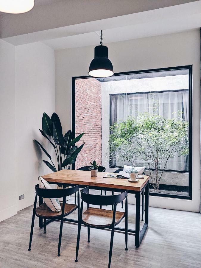 The Gatsby Apartment Tainan Buitenkant foto