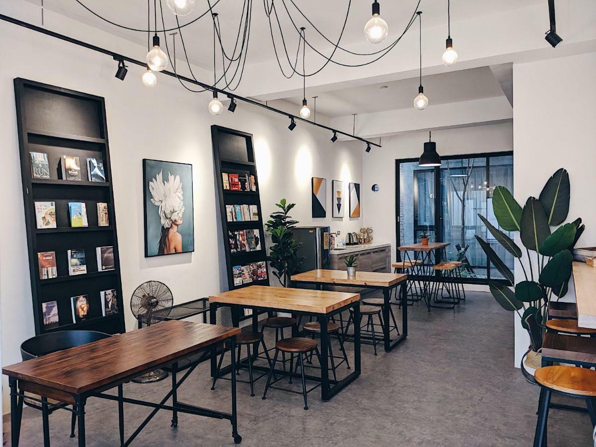 The Gatsby Apartment Tainan Buitenkant foto